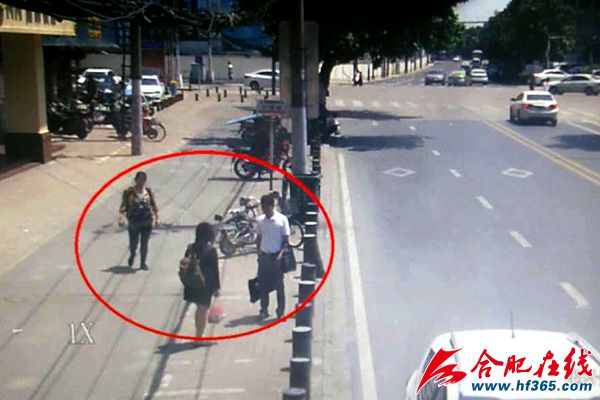 嫌疑人在滁州路公交底站活动的监控视频